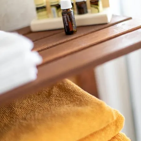 Вилла Aszuvilag Rezidencia With Sauna & Jacuzzi