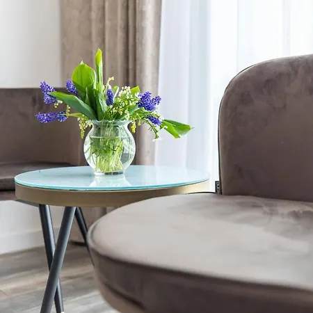 Aszuvilag Rezidencia With Sauna & Jacuzzi Legyesbenye