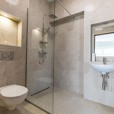 Aszuvilag Rezidencia With Sauna & Jacuzzi *