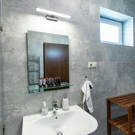 Вилла Aszuvilag Rezidencia With Sauna & Jacuzzi