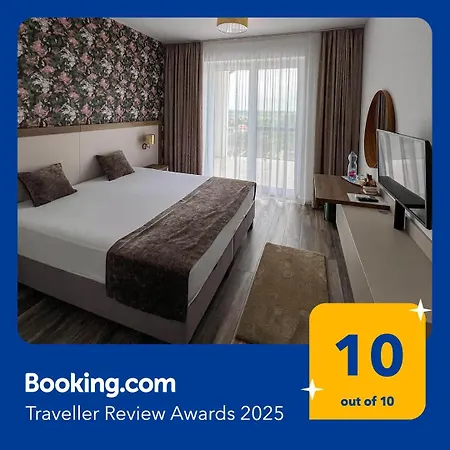 Aszuvilag Rezidencia With Sauna & Jacuzzi Вилла