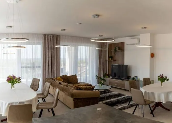 Aszuvilag Rezidencia With Sauna & Jacuzzi Vila *