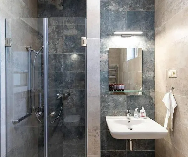 Aszuvilag Rezidencia With Sauna & Jacuzzi *