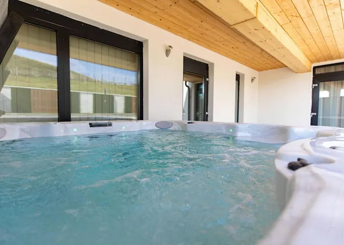 Vila Aszuvilag Rezidencia With Sauna & Jacuzzi *