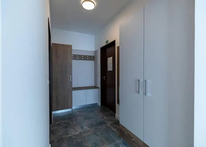 Aszuvilag Rezidencia With Sauna & Jacuzzi Legyesbenye