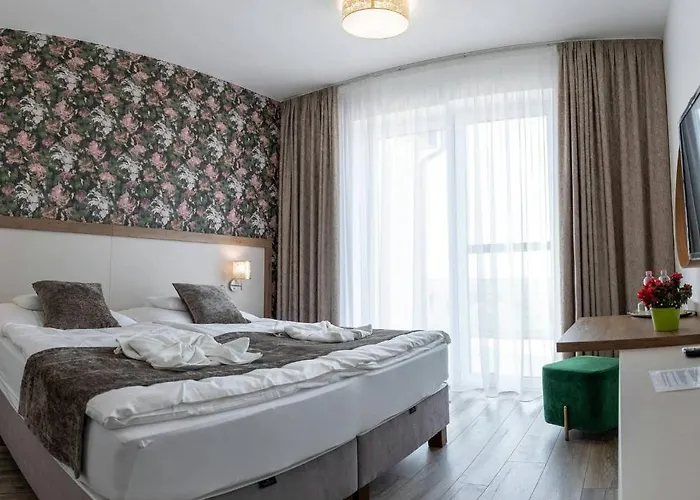 Aszuvilag Rezidencia With Sauna & Jacuzzi Legyesbenye