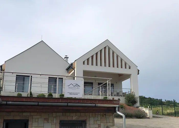 Aszuvilag Rezidencia With Sauna & Jacuzzi Villa *